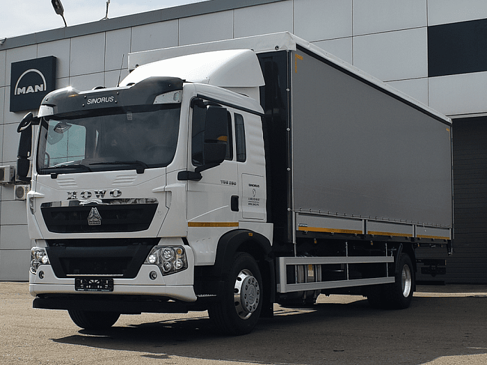 Шторный фургон на шасси Howo T5G